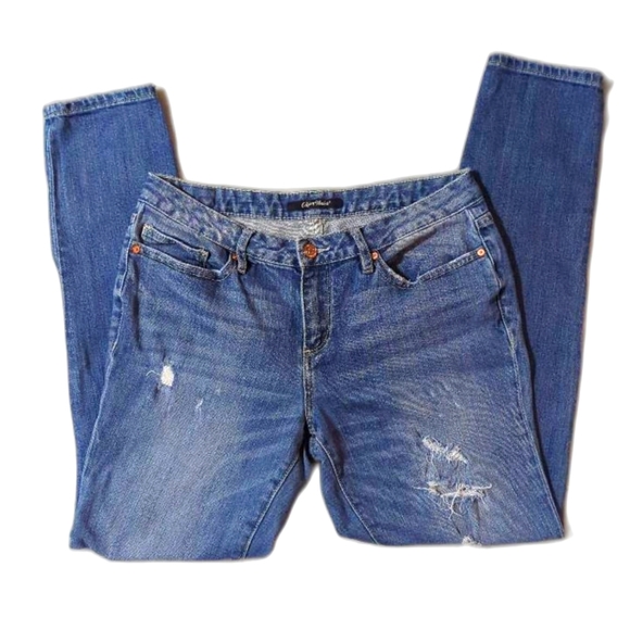 Chip Foster Distressed Jeans - Picture 2 of 6